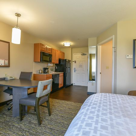 Candlewood Suites Medford By Ihg Exteriér fotografie
