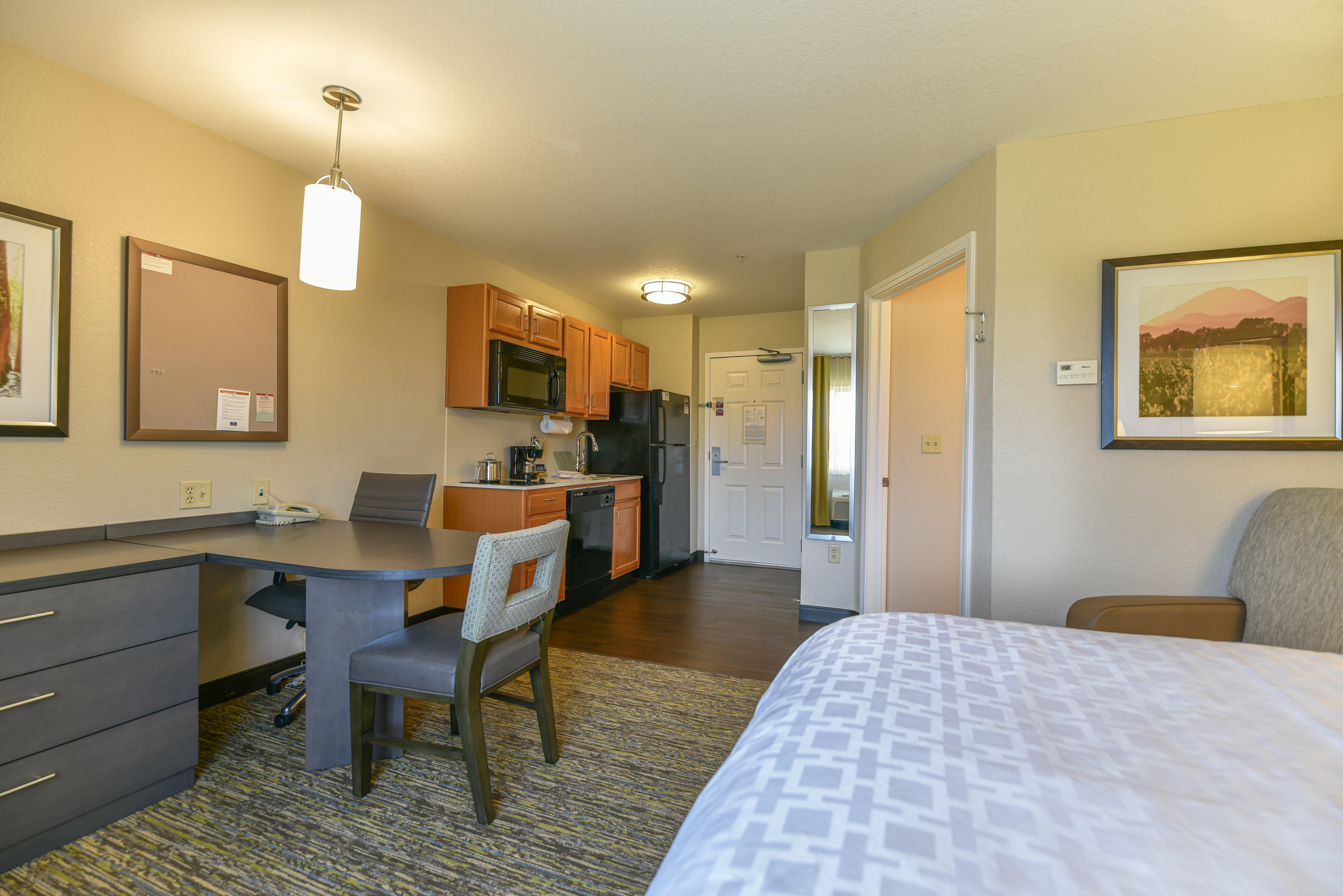 Candlewood Suites Medford By Ihg Exteriér fotografie