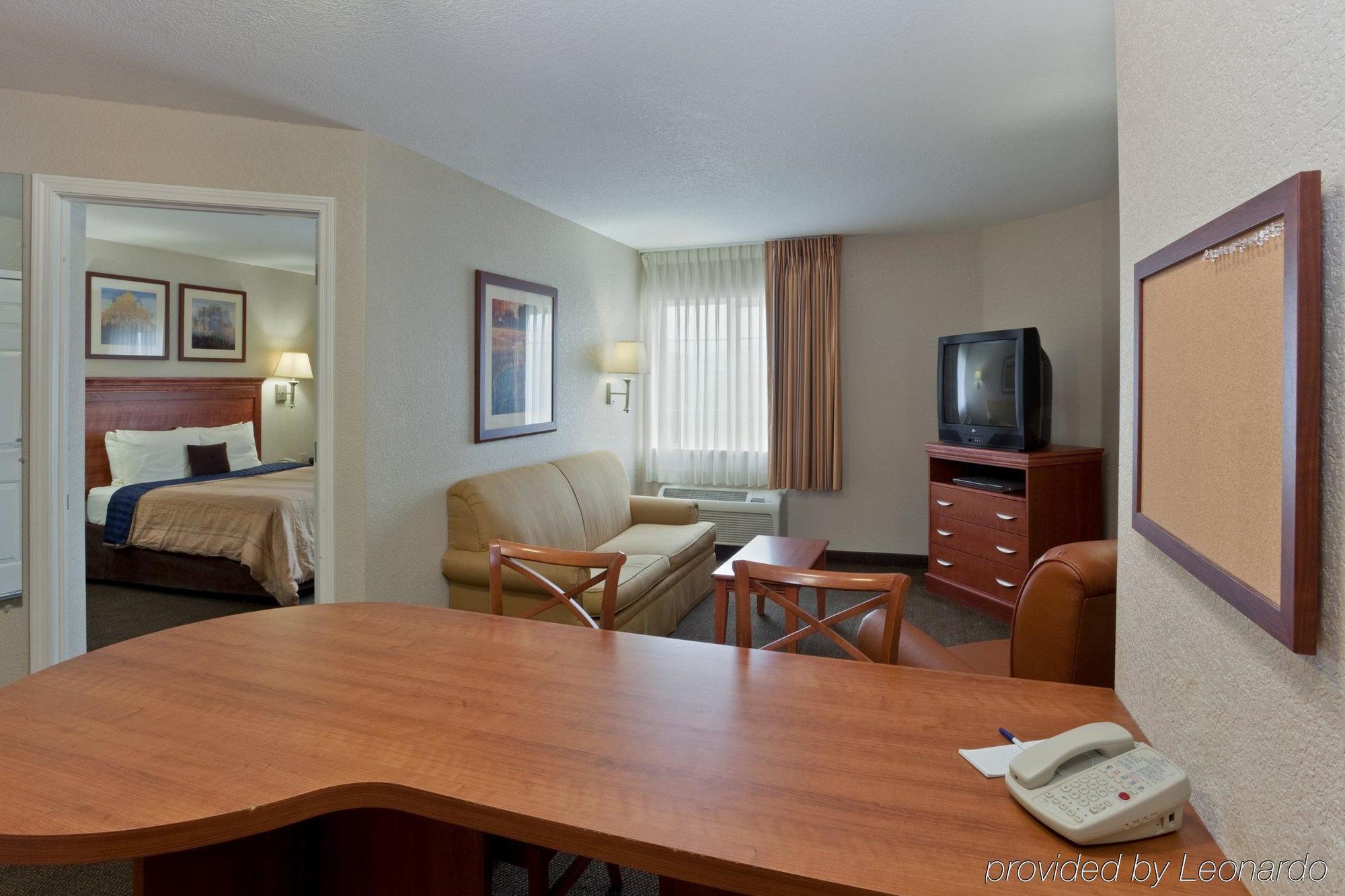 Candlewood Suites Medford By Ihg Pokoj fotografie