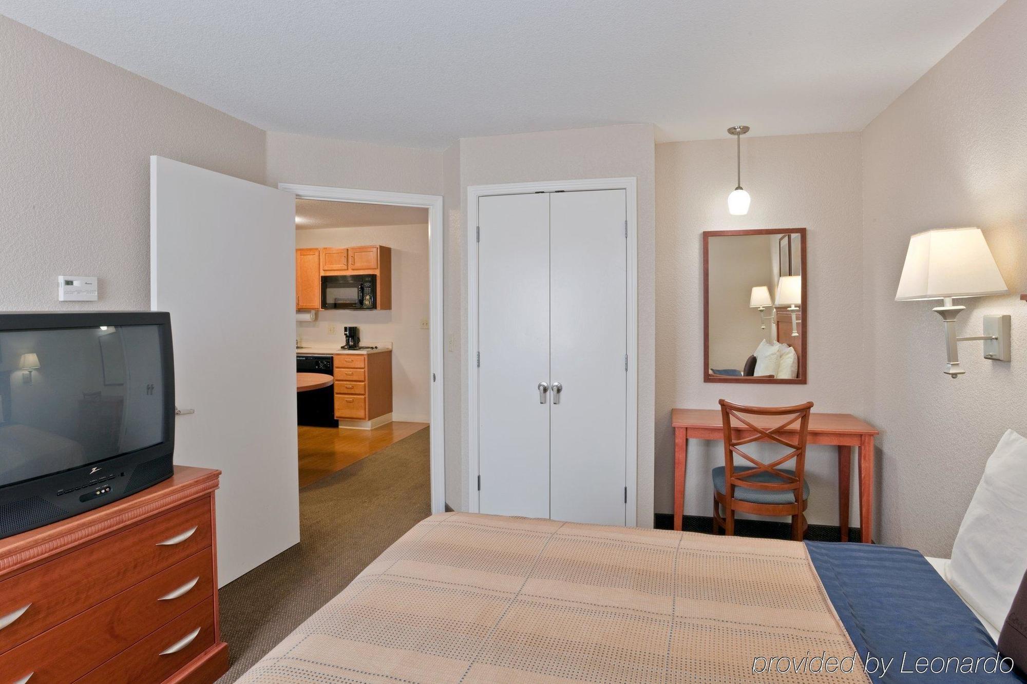 Candlewood Suites Medford By Ihg Exteriér fotografie